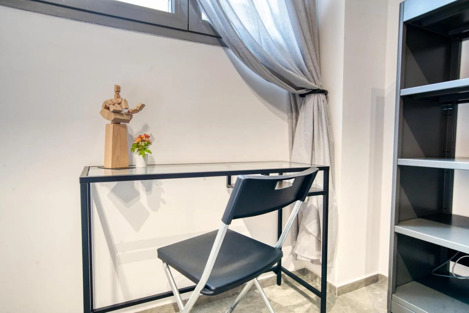 Hozyhome Strategica Soluzione In Fondazione Prada Milan